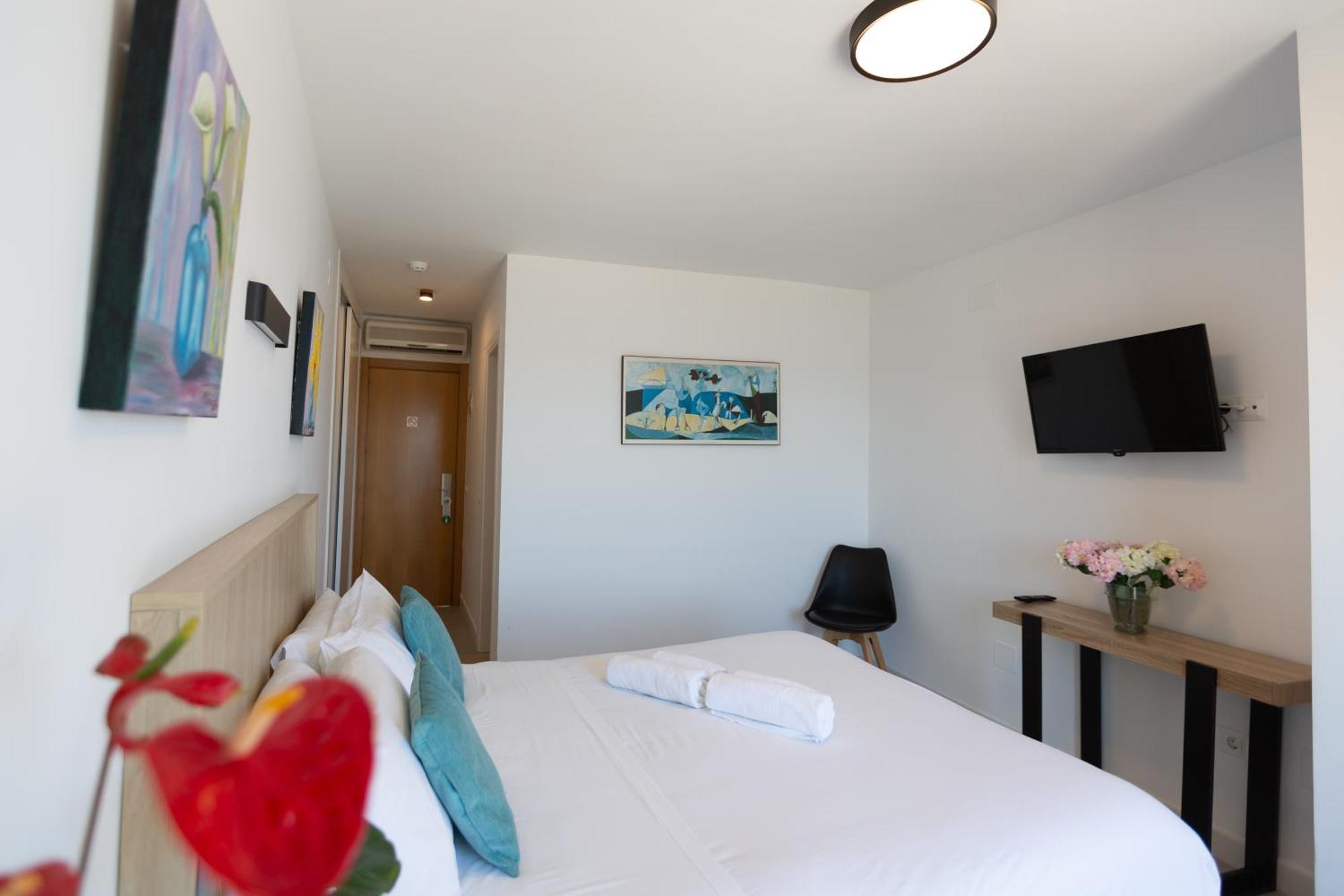 Hotel Mediterráneo Estepona Esterno foto