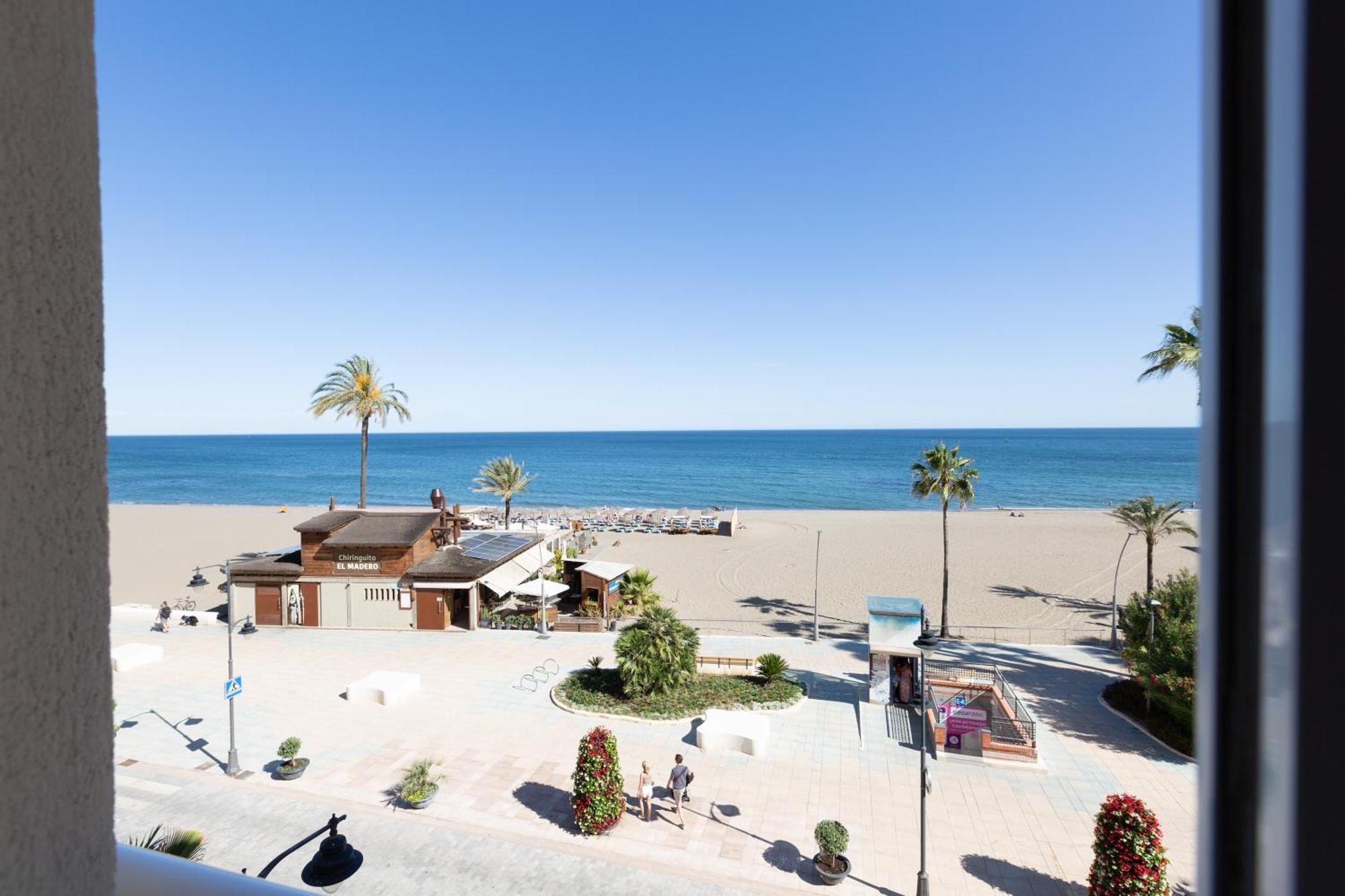 Hotel Mediterráneo Estepona Esterno foto